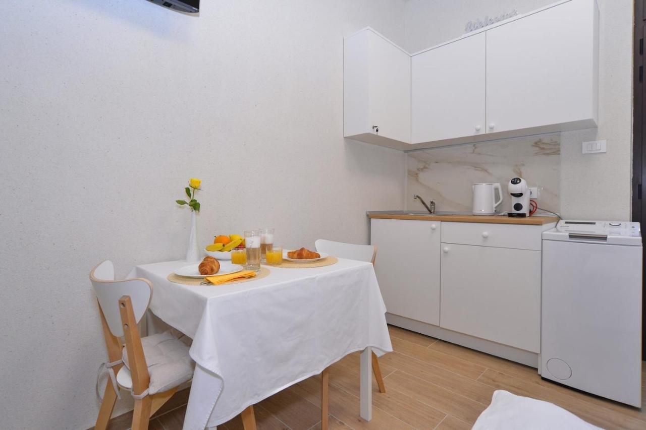 Md Studio Apartman Rijeka Exterior photo